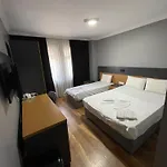 Hotel Otag 3*