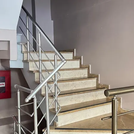 Otel Otağ 3*